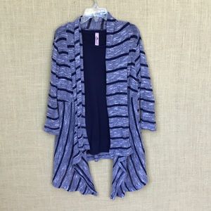 Flowy 3/4 sleeve sweater with attached tank Sz 10